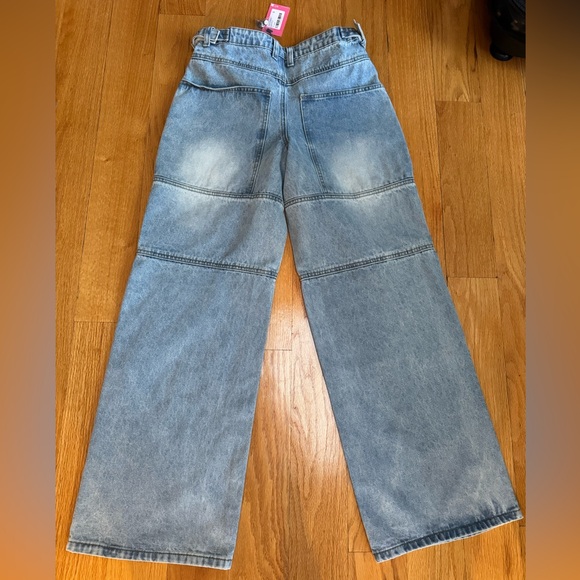 Edikted: Denim Jeans in Light Blue Wide Leg. New with tags . Size Small - Picture 4 of 4